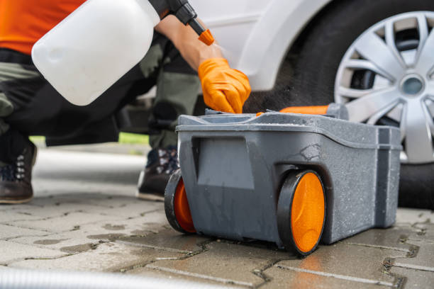 Best Sanitation services for porta potties  in Lorain, OH